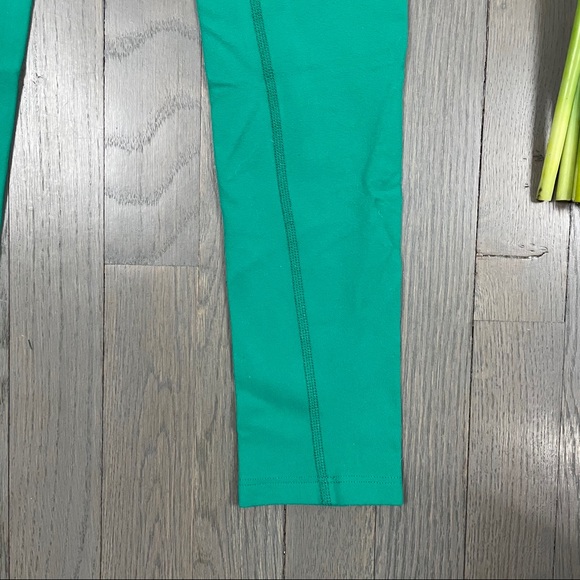 Beyond Yoga Kelly Green Yoga Leggings Tights Pants - Picture 4 of 7
